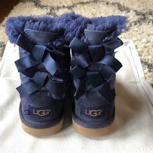 Toddler Bailey Bow Uggs